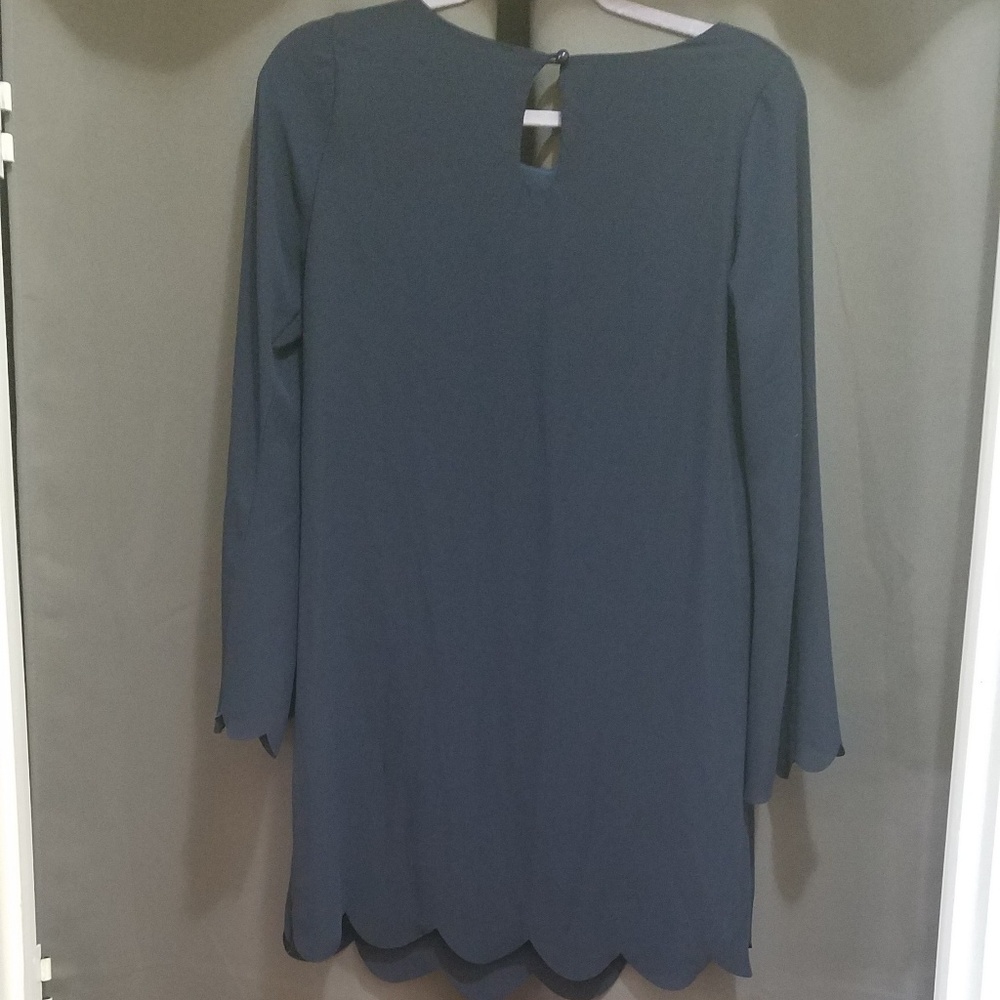 Navy dress. - Picture 2 of 6